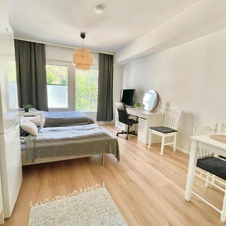 Haalia Homes Linkkitornin Valo Turku Buitenkant foto