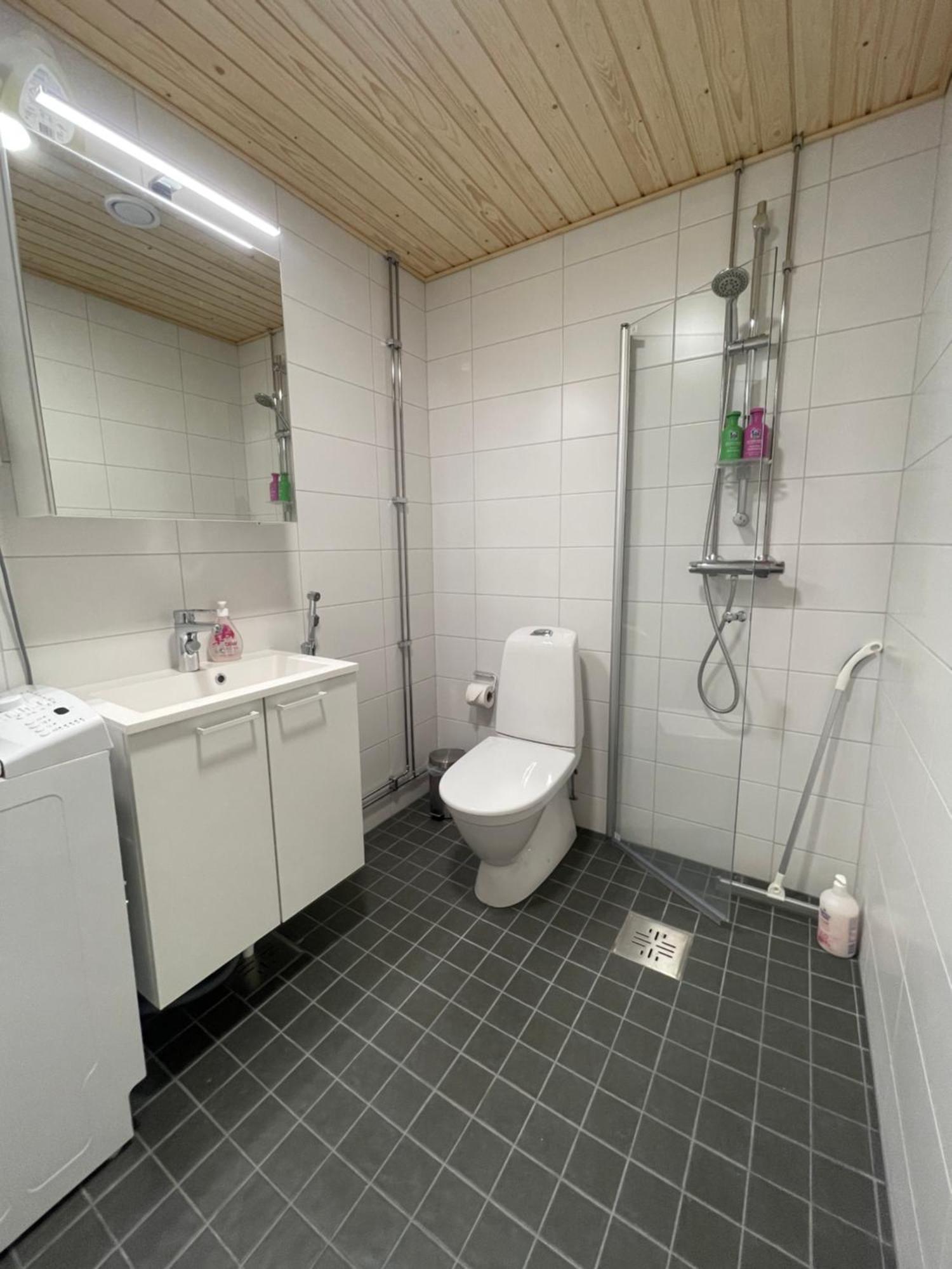 Haalia Homes Linkkitornin Valo Turku Buitenkant foto